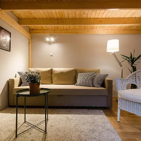 Sesame Wide * Budapest